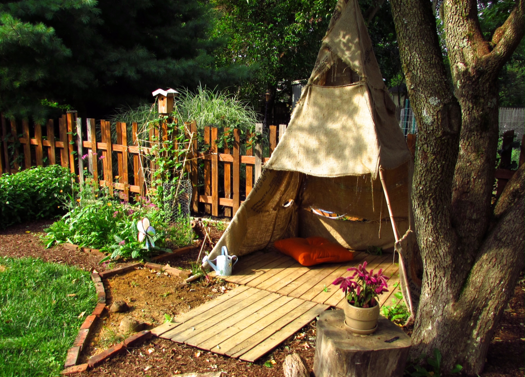 Natural Playscapes Sparrow Brambles